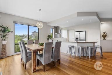 House For Sale - VIC - Mount Martha - 3934 - Expansive Family Retreat Backing onto Bushland  (Image 2)