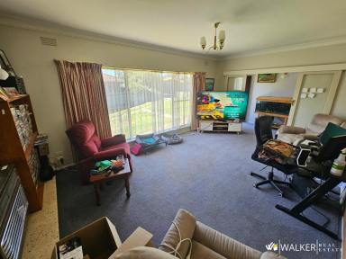 House For Sale - VIC - Kyabram - 3620 - Affordable Classic Red Brick Veneer Home  (Image 2)