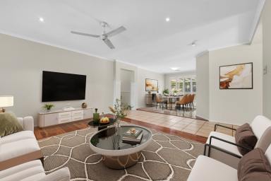 House For Lease - QLD - Highvale - 4520 - "What a find private ! , Pool , Air con ."  (Image 2)