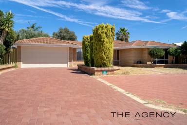 House For Sale - WA - Marangaroo - 6064 - Spacious Family Living with Massive Parking & Entertainer’s Patio  (Image 2)