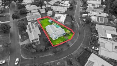 House Sold - QLD - Edmonton - 4869 - POOL, TWO LIVING ROOMS, AND SPLIT SYSTEM AIR CONDITIONING  (Image 2)