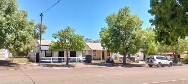 House For Sale - SA - Quorn - 5433 - New price. Bargain! Be quick!  (Image 2)
