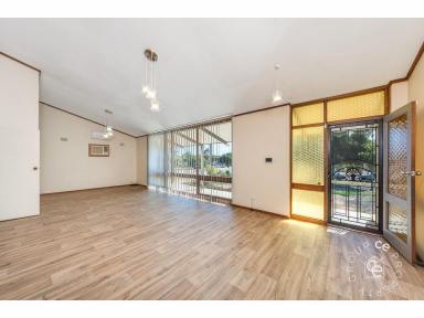 House For Sale - SA - Mannum - 5238 - Affordable Brick Home in a Very Convenient Location  (Image 2)