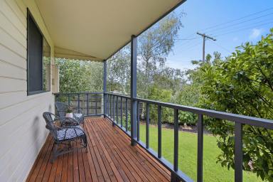 House For Sale - VIC - Drouin - 3818 - Quiet Street, Walk to Town - Charming 3 Bedroom Home on 591m²  (Image 2)