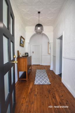 House For Sale - NSW - Inverell - 2360 - HERITAGE CHARM MEETS CONTEMPORARY STYLE  (Image 2)