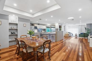 House For Sale - WA - Kardinya - 6163 - A Lift in Lifestyle!  (Image 2)