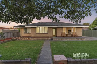 House For Sale - WA - Westminster - 6061 - RENOVATED AND MOVE IN READY! (Image 2)