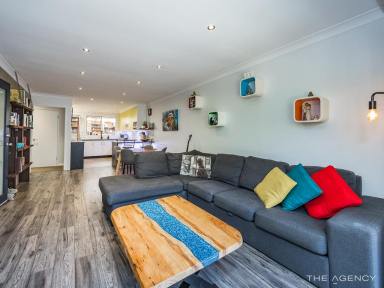 Villa For Sale - WA - Maylands - 6051 - Unique, Artisan Designed, Vogue Villa  (Image 2)