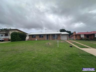 House Leased - QLD - Kingaroy - 4610 - Spacious 3 Bedroom Home on Large Block - Fresh Updates Coming (Image 2)