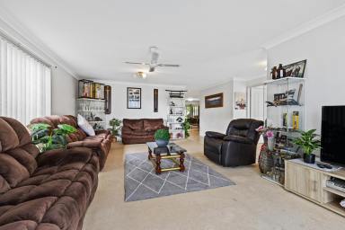 House For Sale - NSW - Mudgee - 2850 - FAMILY LIVING AT IT'S FINEST  (Image 2)
