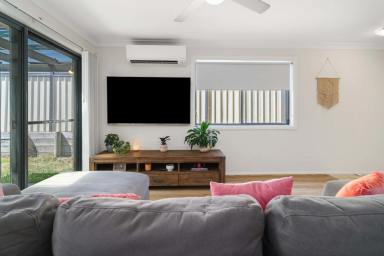 Townhouse For Sale - NSW - Raymond Terrace - 2324 - MODERN INTERIORS, CENTRAL LOCATION, EASY LIVING  (Image 2)