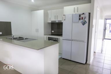 House For Sale - QLD - Bakers Creek - 4740 - Invest or Nest - Stylish 3 Bedroom Home in Ooralea Waters  (Image 2)