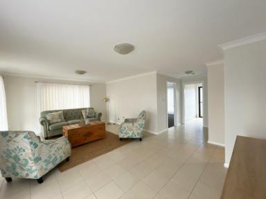 Unit For Lease - NSW - Manning Point - 2430 - FULLY FURNISHED COASTAL LIVING IN BEAUTIFUL MANNING POINT  (Image 2)