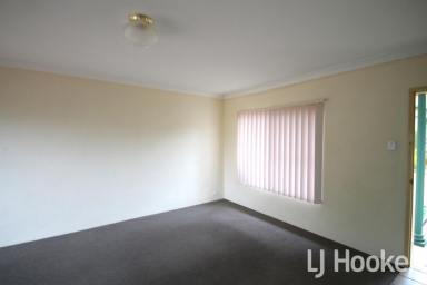 Duplex/Semi-detached For Lease - NSW - Inverell - 2360 - Low-maintenance living  (Image 2)