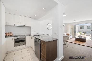 Townhouse For Sale - WA - South Perth - 6151 - INVITING & FULL APPEAL  (Image 2)