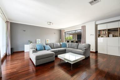 House Sold - WA - Karrinyup - 6018 - RENOVATED FAMILY LIVING ON A RARE 748SQM LANDHOLDING IN SOUGHT AFTER KARRINYUP  (Image 2)