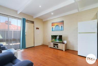 House Sold - NSW - North Albury - 2640 - INVEST OR OCCUPY - CONVENIENT LOCATION  (Image 2)