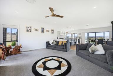Lifestyle For Sale - NSW - Bendemeer - 2355 - RURAL, LIFESTYLE RETREAT  (Image 2)