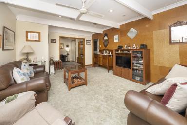 House For Sale - VIC - Swan Hill - 3585 - ENTRY LEVEL GEM!!  (Image 2)