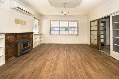 House For Sale - VIC - Swan Hill - 3585 - Charming Weatherboard in Prime Central Location with a Huge Shed  (Image 2)