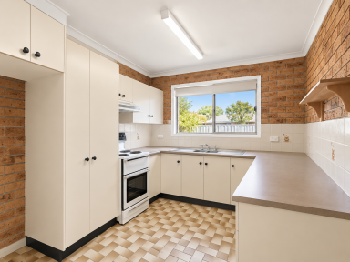 Villa Sold - NSW - Nowra - 2541 - An exceptional investment for buyers wanting low maintenance, great return or a convenient place to call home.  (Image 2)