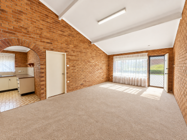 Villa Sold - NSW - Nowra - 2541 - An exceptional investment for buyers wanting low maintenance, great return or a convenient place to call home.  (Image 2)