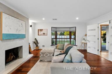 House For Sale - WA - Carine - 6020 - The Stylish Family Escape!  (Image 2)