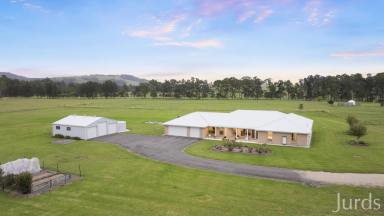 Lifestyle Sold - NSW - Mount Vincent - 2323 - Modern Country Living on 60 Acres  (Image 2)