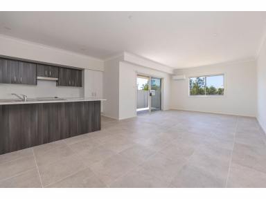 Townhouse For Sale - NSW - Diamond Beach - 2430 - Brand New 4 Bedroom Townhouse in Prime Diamond Beach Location  (Image 2)