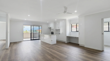 House For Sale - QLD - Gracemere - 4702 - Modern Family Living in Gracemere  (Image 2)