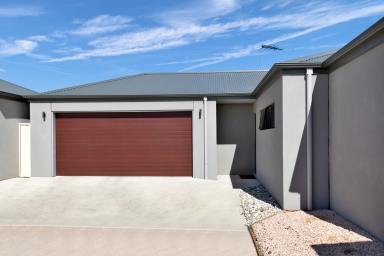 Villa For Sale - VIC - Mildura - 3500 - Modern West Side Villa with Strong Investment Appeal  (Image 2)