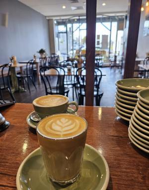 Business For Sale - VIC - Newtown - 3220 - Well-established Asian Restaurant in Geelong for Sale  (Image 2)