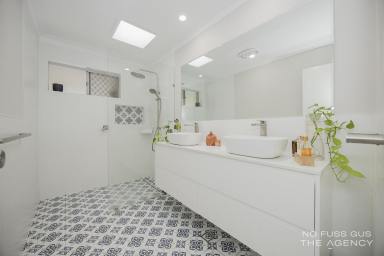 House For Sale - WA - Girrawheen - 6064 - Poolside Living with Future Potential  (Image 2)