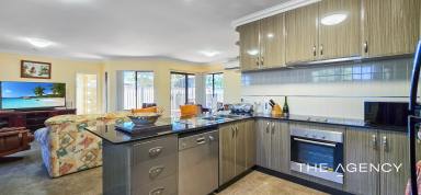Villa For Sale - WA - Kalbarri - 6536 - Ideal Corner Location  (Image 2)