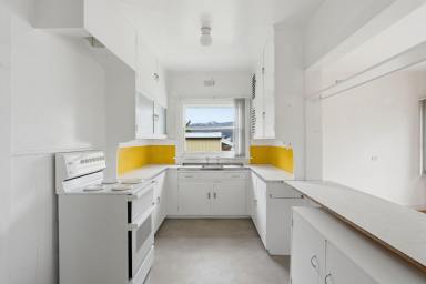 House For Lease - TAS - Derwent Park - 7009 - Light-Filled Home in the Heart of Derwent Park  (Image 2)