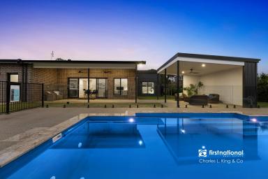 House For Sale - NSW - Moama - 2731 - Luxury Living with Space to Live, Entertain & Unwind (Image 2)