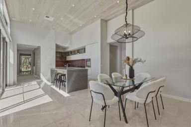 House For Sale - VIC - Strathfieldsaye - 3551 - Light-Filled Executive Living in a Prime Location  (Image 2)