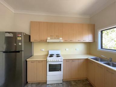 House For Sale - NSW - Gundagai - 2722 - First Home Buyers & Investors  (Image 2)