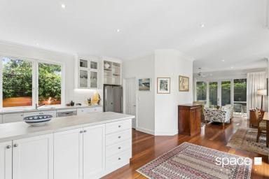 House Leased - WA - Cottesloe - 6011 - ****UNDER APPLICATION ****  (Image 2)