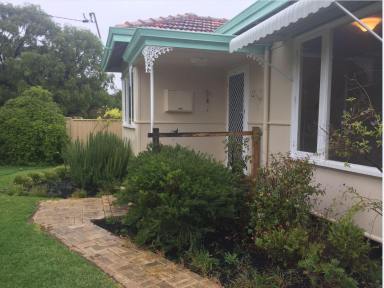 House For Lease - WA - West Busselton - 6280 - BEACH SIDE GEM!  (Image 2)