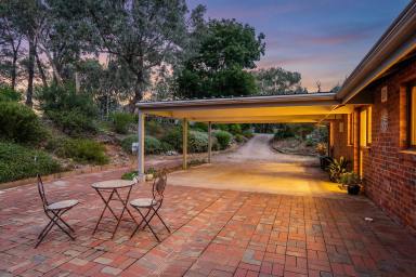 Acreage/Semi-rural For Sale - VIC - Yackandandah - 3749 - Lifestyle in yackandandah, offering the best of what N.E Victoria has to offer.  (Image 2)