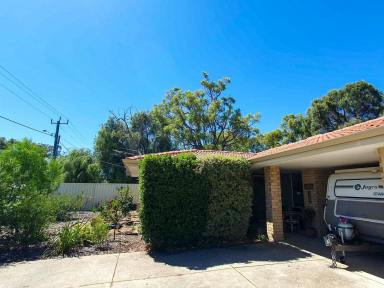 Duplex/Semi-detached For Lease - WA - Coodanup - 6210 - Quiet, Comfortable Home a Short Stroll to the River, Boat Ramp and Parks  (Image 2)