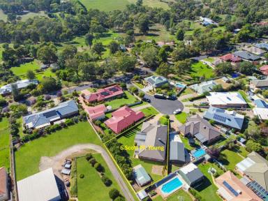 House For Sale - NSW - Young - 2594 - Perfect Location, Beautiful Family Home  (Image 2)