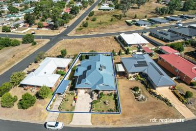 House For Sale - NSW - Inverell - 2360 - SAY YES TO THE ADDRESS  (Image 2)