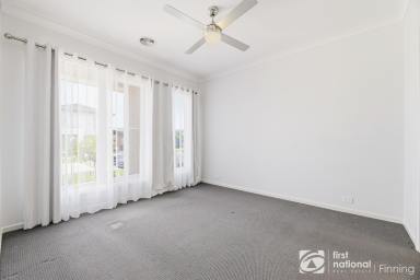 House For Sale - VIC - Clyde - 3978 - PERFECT FOR INVESTORS & FHB'S! (Image 2)