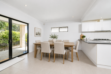 House For Sale - WA - Jindalee - 6036 - Spacious, Low Maintenance Living (Image 2)
