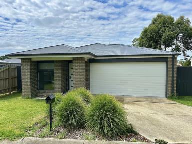 House Leased - VIC - Foster - 3960 - Comfortable Family Living in a Prime Foster Location  (Image 2)