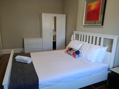 Unit For Lease - NSW - Glebe - 2037 - Walk to Sydney University and Broadway Shopping Centrein 6 Minutes  (Image 2)