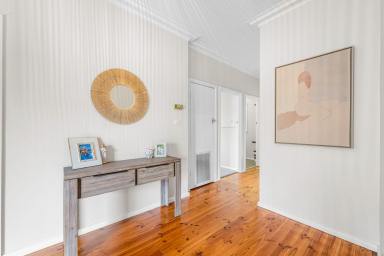 House For Sale - VIC - Mildura - 3500 - CHARM, COMFORT & CONVENIENCE (Image 2)