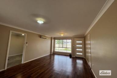 Unit For Lease - QLD - Gatton - 4343 - Peaceful Living in a Quiet Unit Complex  (Image 2)